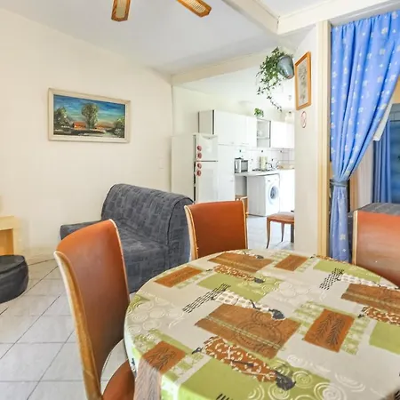 Сasa de vacaciones Awesome In With Kitchen Salernes